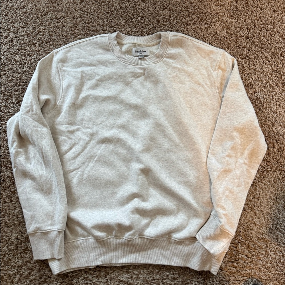 Goodfellow & Co Light Gray Crewneck Sweater